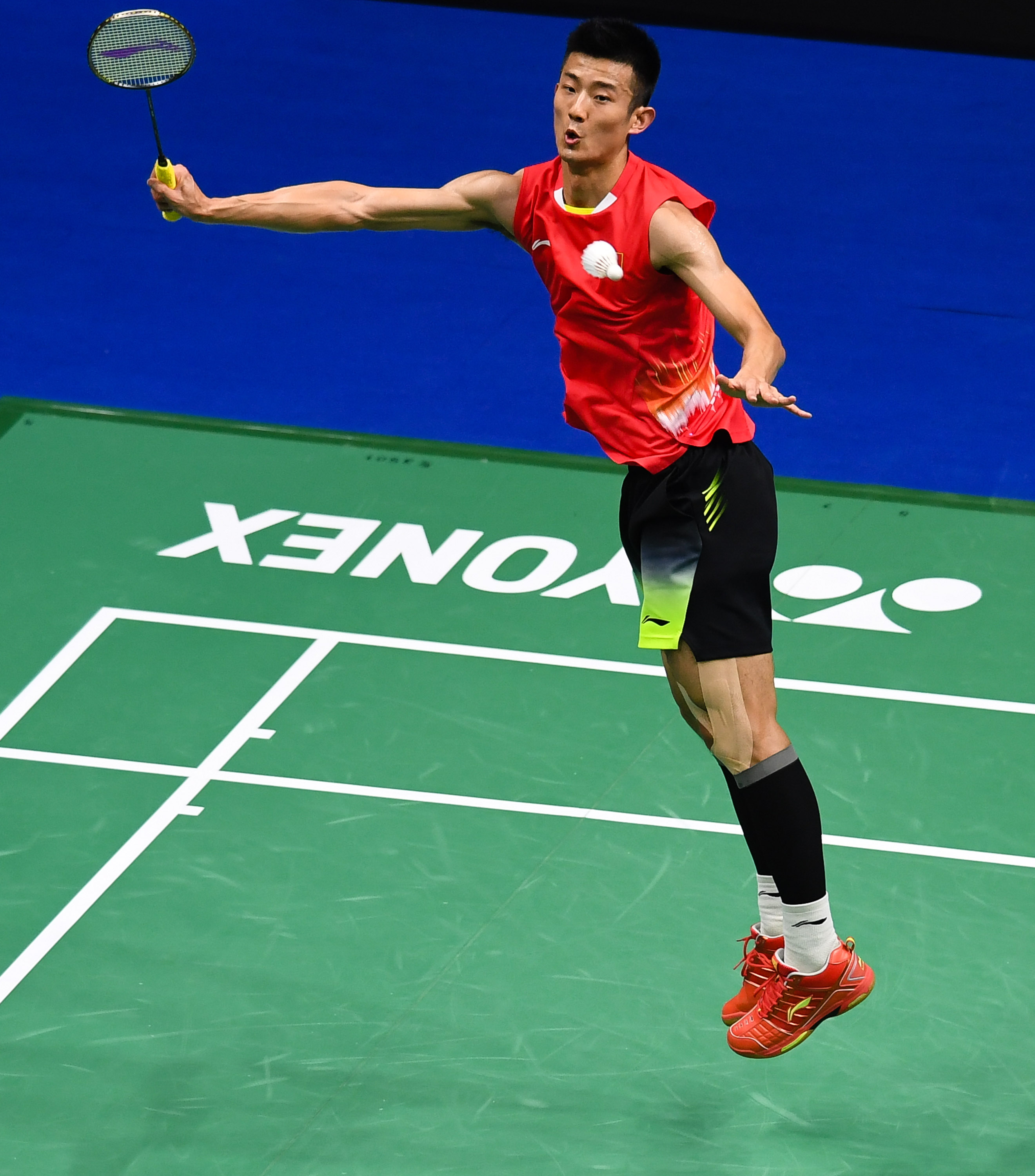 羽毛球球员突破自我，表现堪称完美的简单介绍