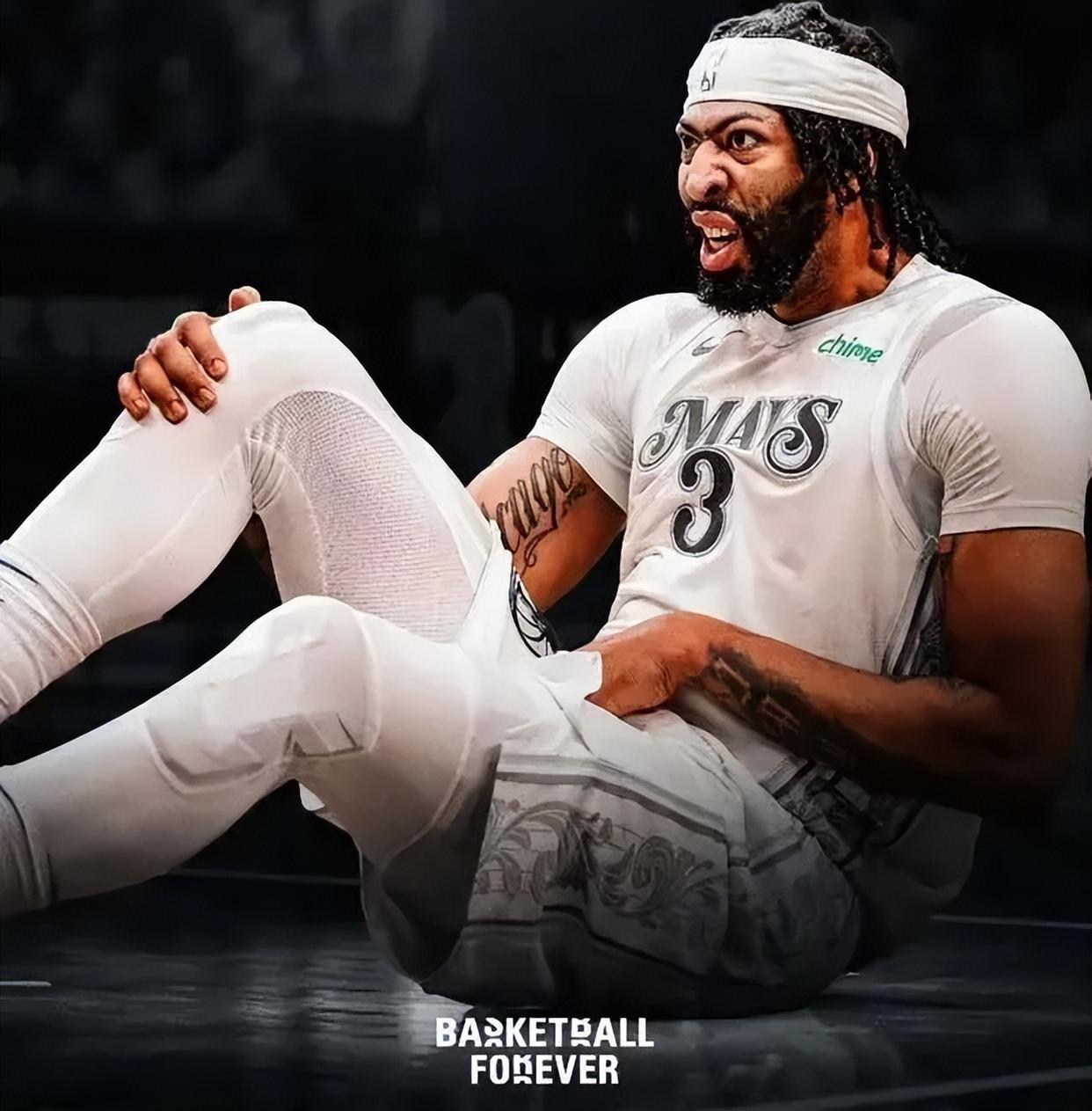 雄鹿险胜公牛，浓眉哥惊艳四座