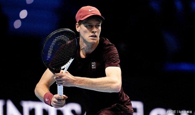 拉沃尔杯碾压ATP总决赛，辛纳关键制胜