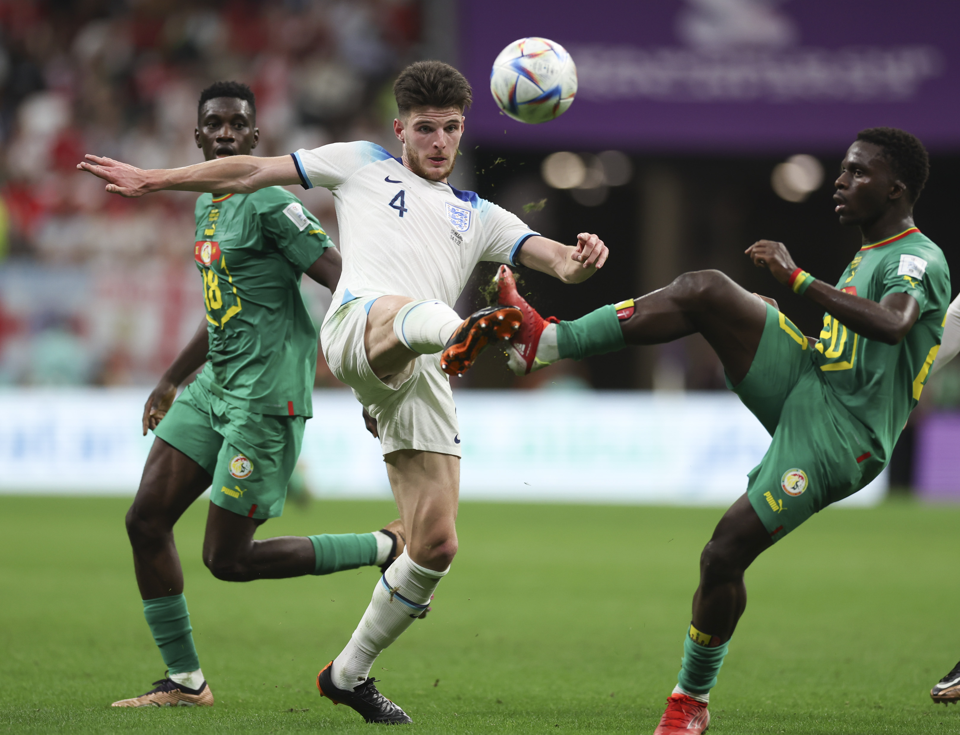 塞内加尔绝杀英格兰，哈弗茨扛起全队