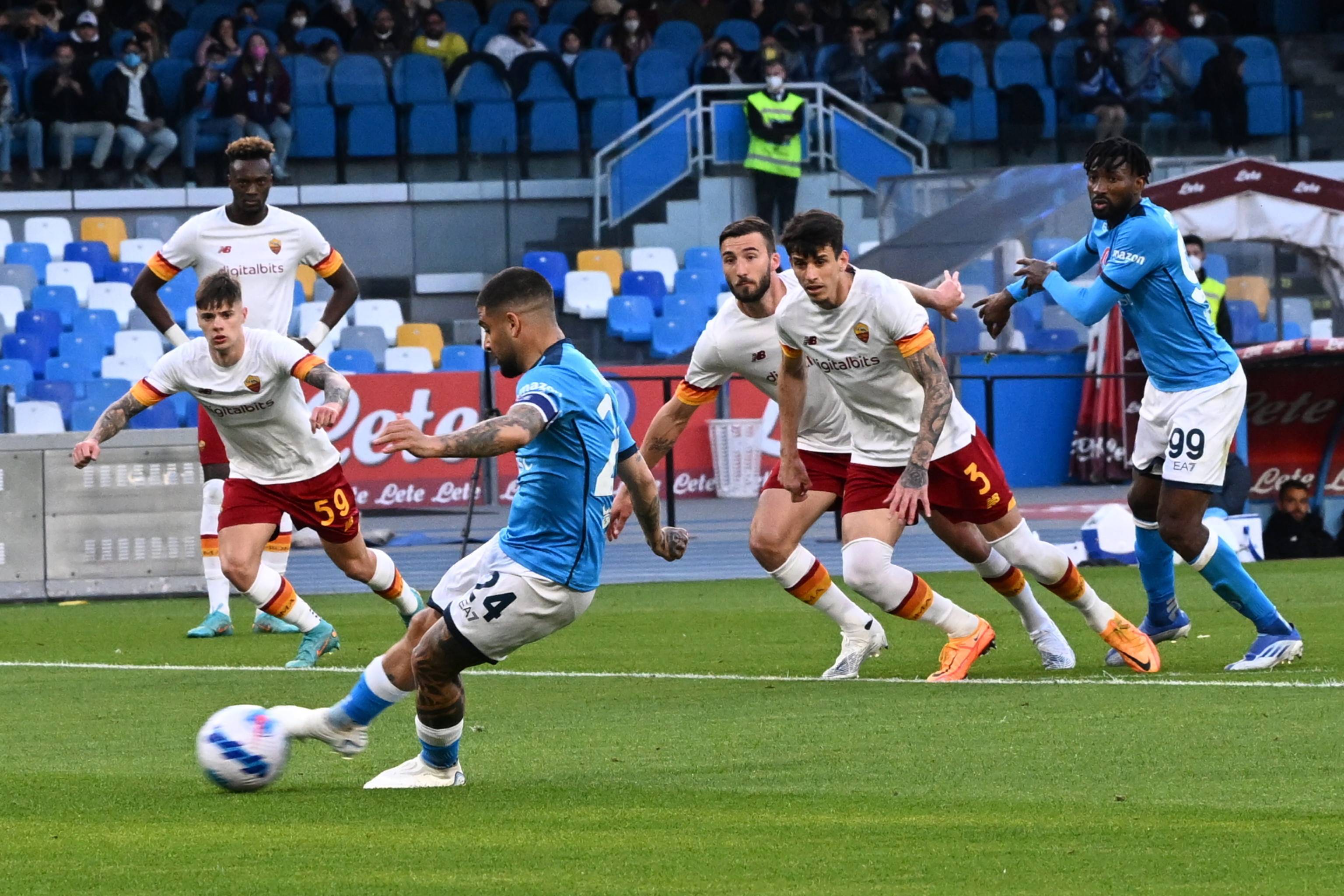 爱游戏官方入口-罗马横扫那不勒斯，福登带队取胜