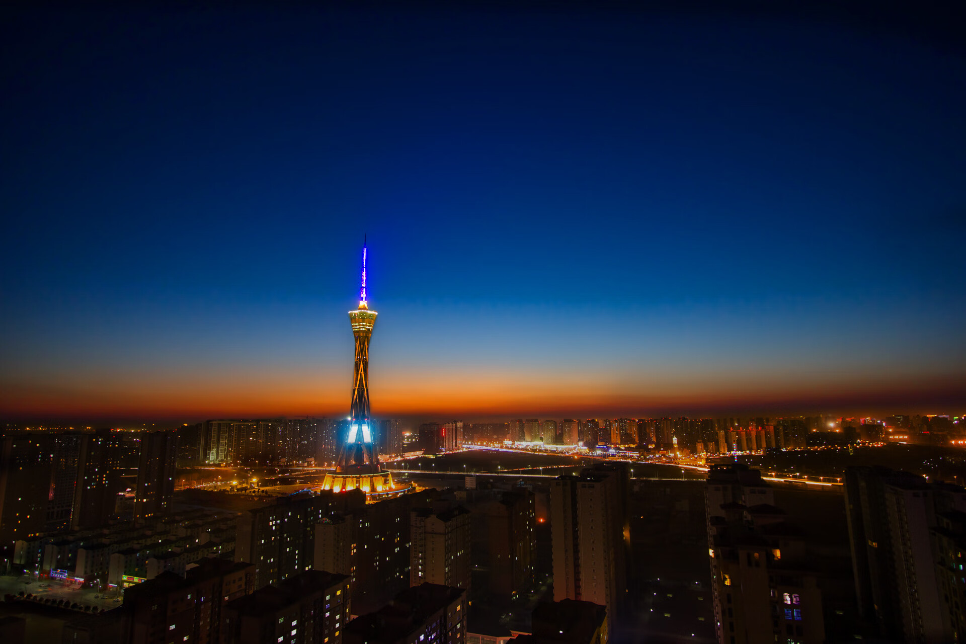 活塞主场摧枯拉朽踏平雷霆,莫兰特全能表现荣膺全场最佳无争议