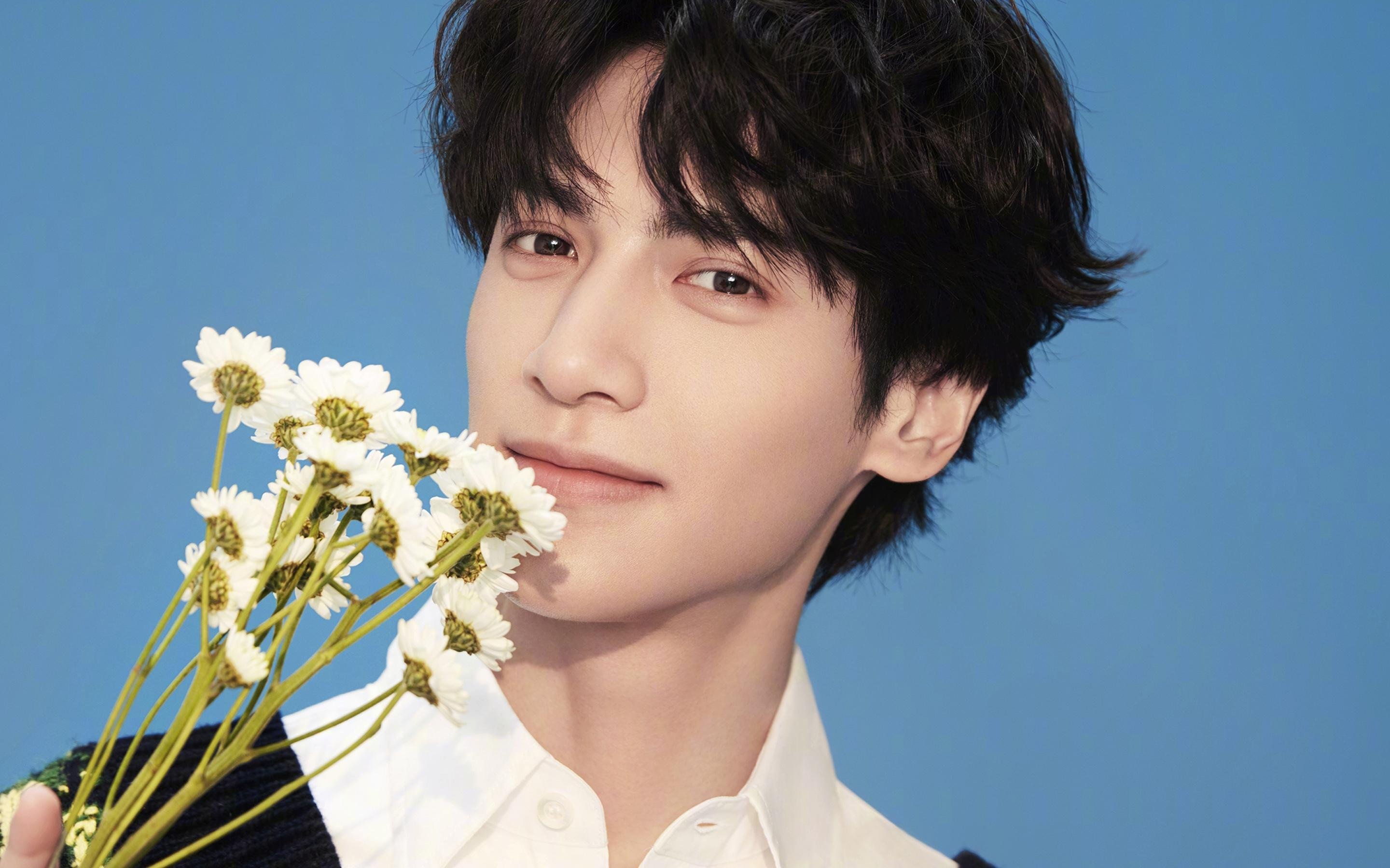 布克52分封神夜!读秒绝杀老鹰,年度焦点之战铸就唯一传奇