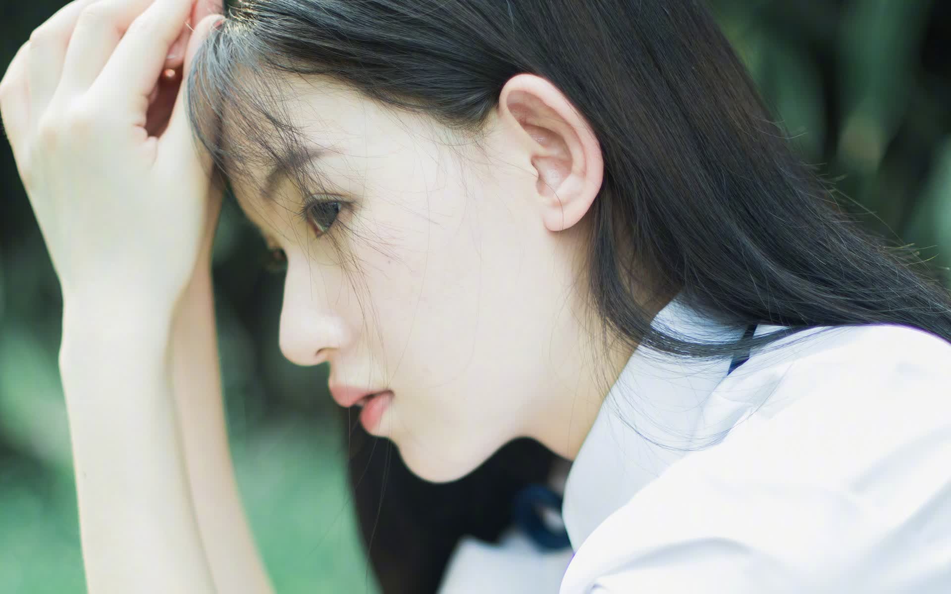 黑马狂奔，塞尔维亚碾压斯洛伐克，贝林厄姆引领快速反击风暴